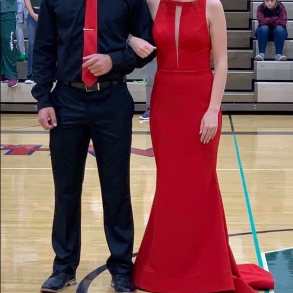 Prom dress - Picture 3 of 4